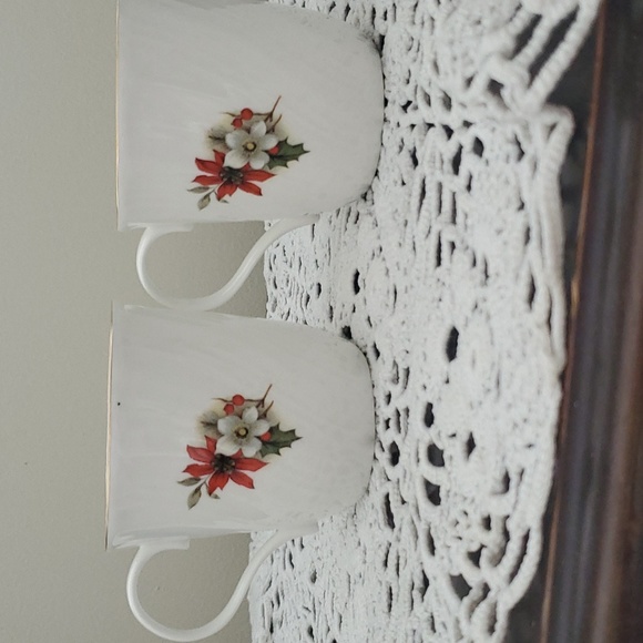 Sadler Wellington Fine Bone China Christmas Mug (Set Of 2) - Picture 3 of 7